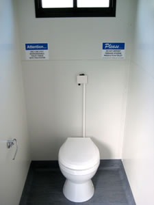 Caravan-toilet-7